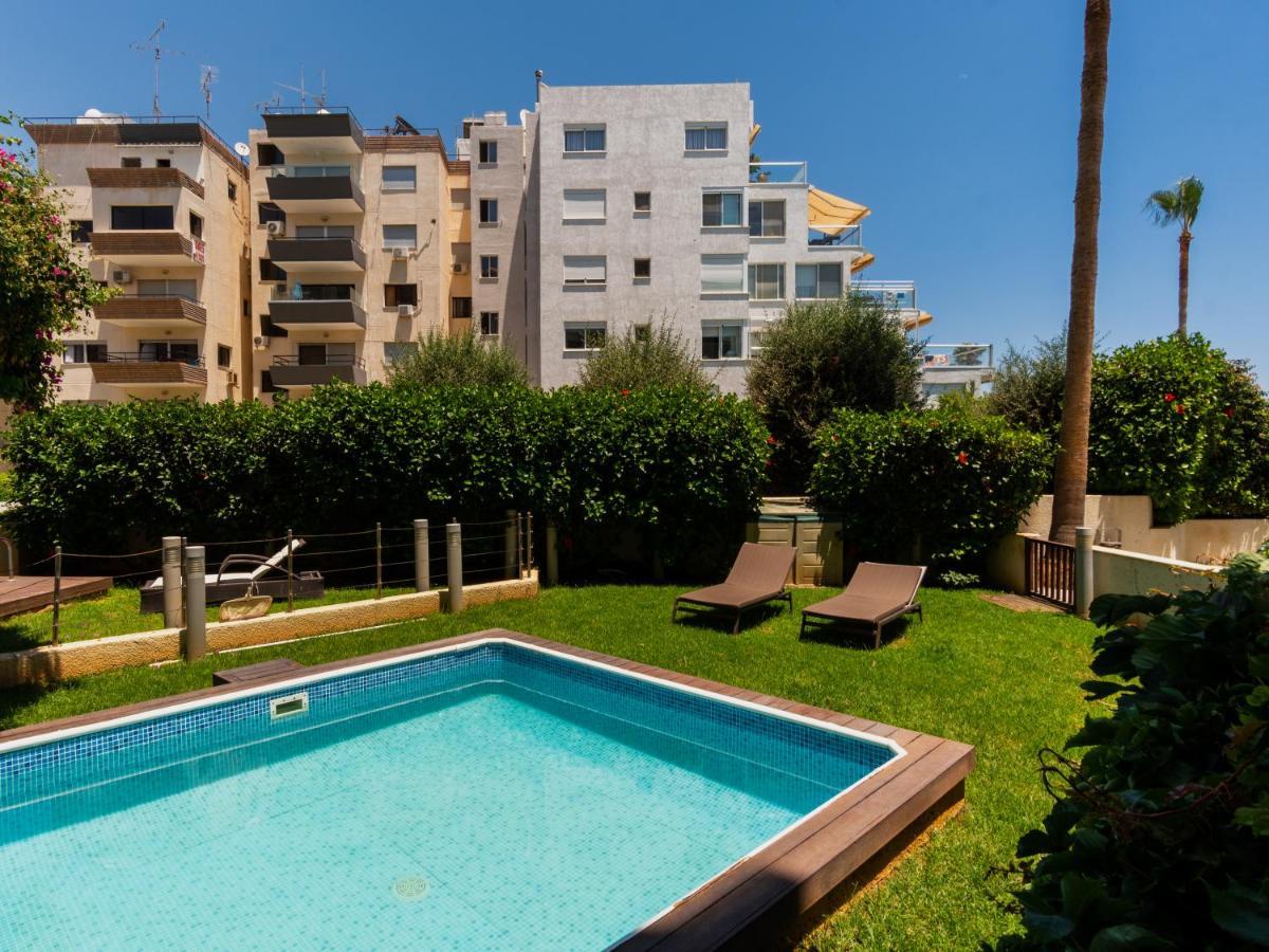 Sanders Ermitage On The Beach - Delightful 1-Bedroom Apartment With Sea View Лимасол Екстериор снимка