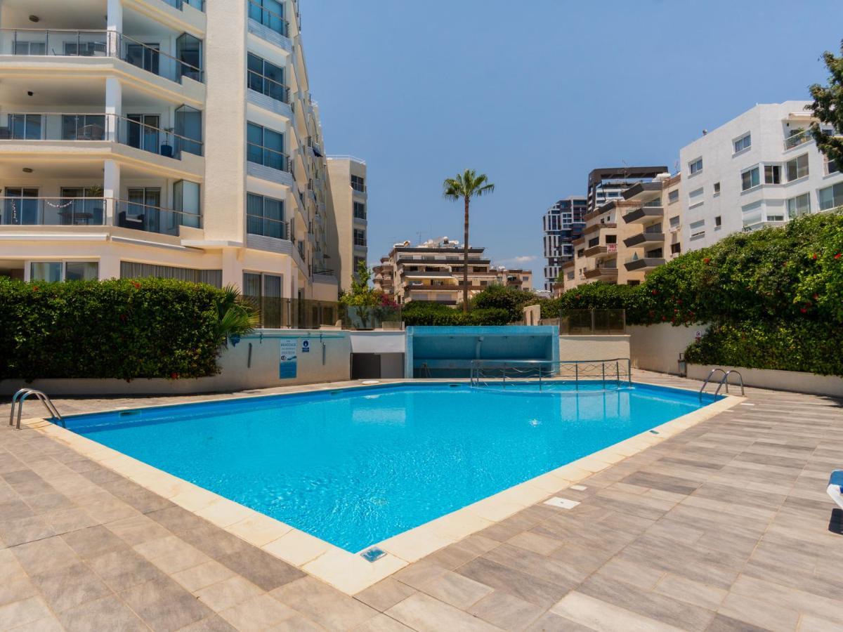 Sanders Ermitage On The Beach - Delightful 1-Bedroom Apartment With Sea View Лимасол Екстериор снимка